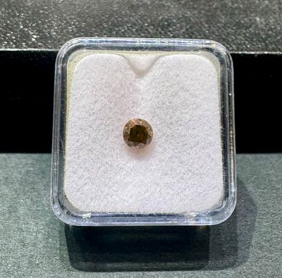 חם חם פירוק מתכשיטים 
יהלומים טבעי משקל 0.42 קראט מחיר מציאה