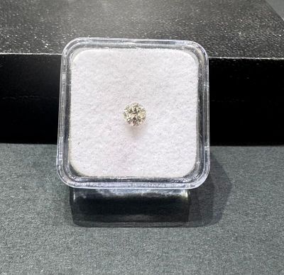 חם חם פירוק מתכשיטים 
יהלומים טבעי משקל 0.277 קראט מחיר מציאה