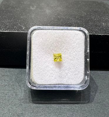 חם חם פירוק מתכשיטים 
יהלומים טבעי משקל 0.3 קראט מחיר מציאה