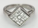 An 18K White Gold Diamond Ring. Princess and baguette cut diamonds - 0.47ctw, 4g total weight. Image - 3