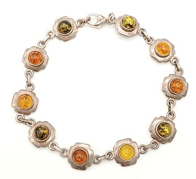Vintage SILVER and AMBER TENNIS BRACELET. Set with AMBER CABACHONS in a variety of Shades. 
