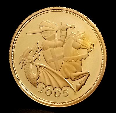 A 2005 QUEEN ELIZABETH II ILLUS TIMOTHY NOAD PROOF CONDITION FULL SOVEREIGN COIN. 22K GOLD.