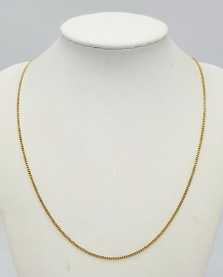 An 18K Yellow Gold Chain Necklace. 51cm length, 4.69g weight.