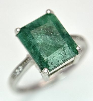 A STERLING SILVER MALACHITE SET RING 2.2G SIZE L. Ref-AS NN 14
