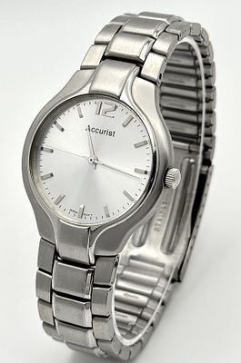 A Men’s Stainless Steel Accurist Quartz Watch Model BM074S. 36mm Case. Battery replaced October 