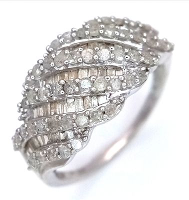 A 9K WHITE GOLD MIXED CUT DIAMOND RING. APPROX 0.50CT DIAMONDS. 3.6G SIZE O. Ref: SC 7023