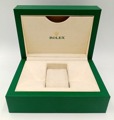 A ROLEX AUTHENTIC GREEN WATCH BOX . Ref: A/S NN 7002