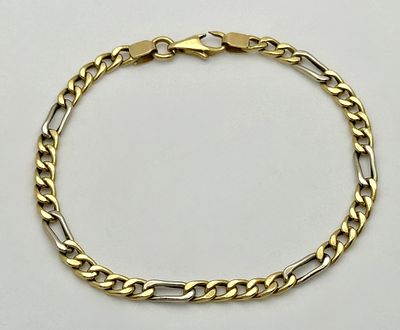 An 18K Yellow and White Gold Fancy Figaro Link Bracelet. 18cm. 5.25g, clasp as found, see photo.