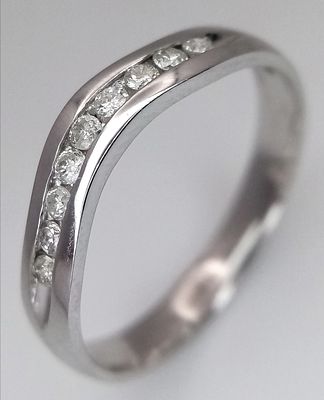 A 9K WHITE GOLD, DIAMOND SET, SHAPED BAND RING. 0.14CTW. 1.8G, SIZE N. SC 2043