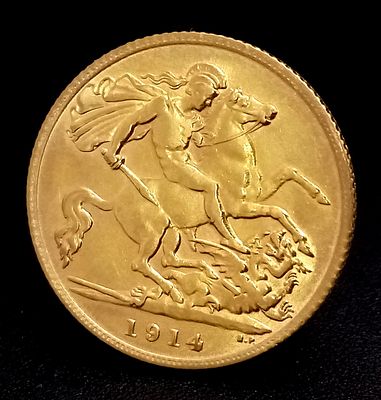 A 1914, KING GEORGE V, HALF SOVEREIGN COIN. 22K GOLD. 9724 - 6.
