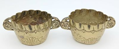 Antique Pair of Victorian Brass Salt Dishes.Approx 5 cm Diameter. Please see pictures.