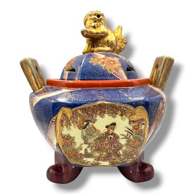 An antique Japanese Satsuma Pottery Koro (Incense Burner). Finely decorated in traditional 