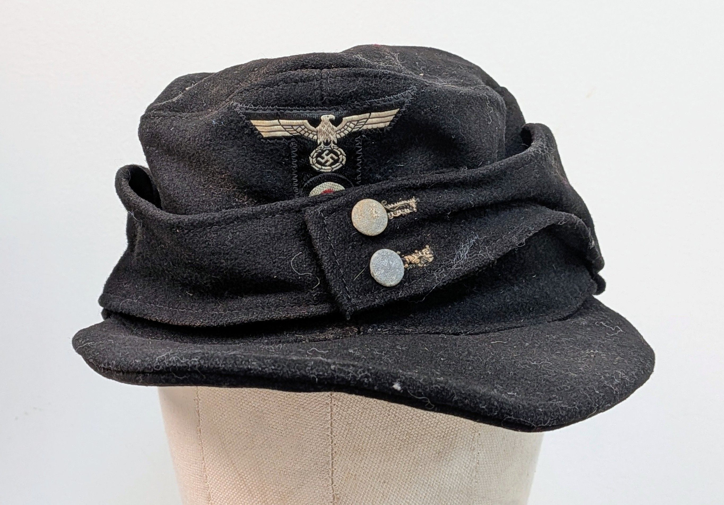 Lot 353