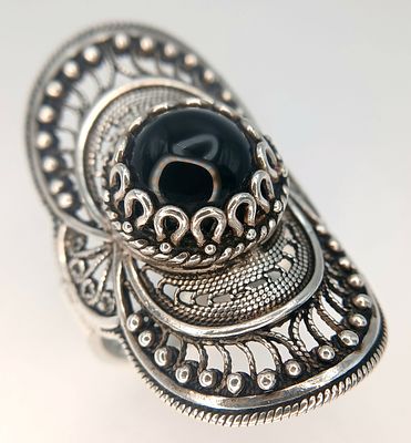 An Ornate Sterling Silver Black Onyx Filigree Design Statement Ring Size T. The Ring measures 