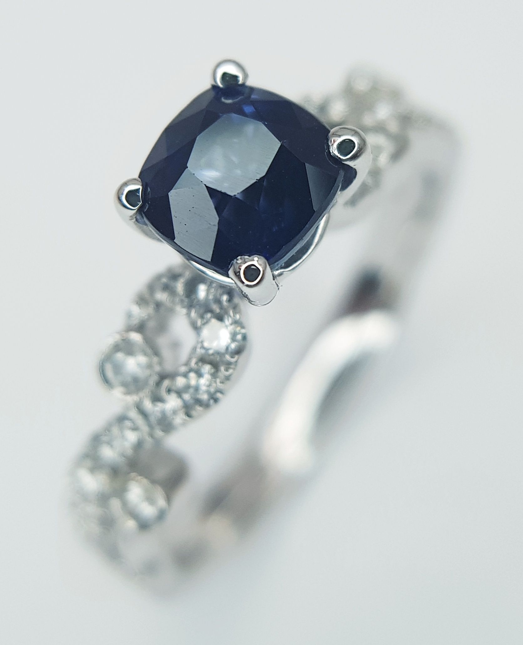 Lot 253