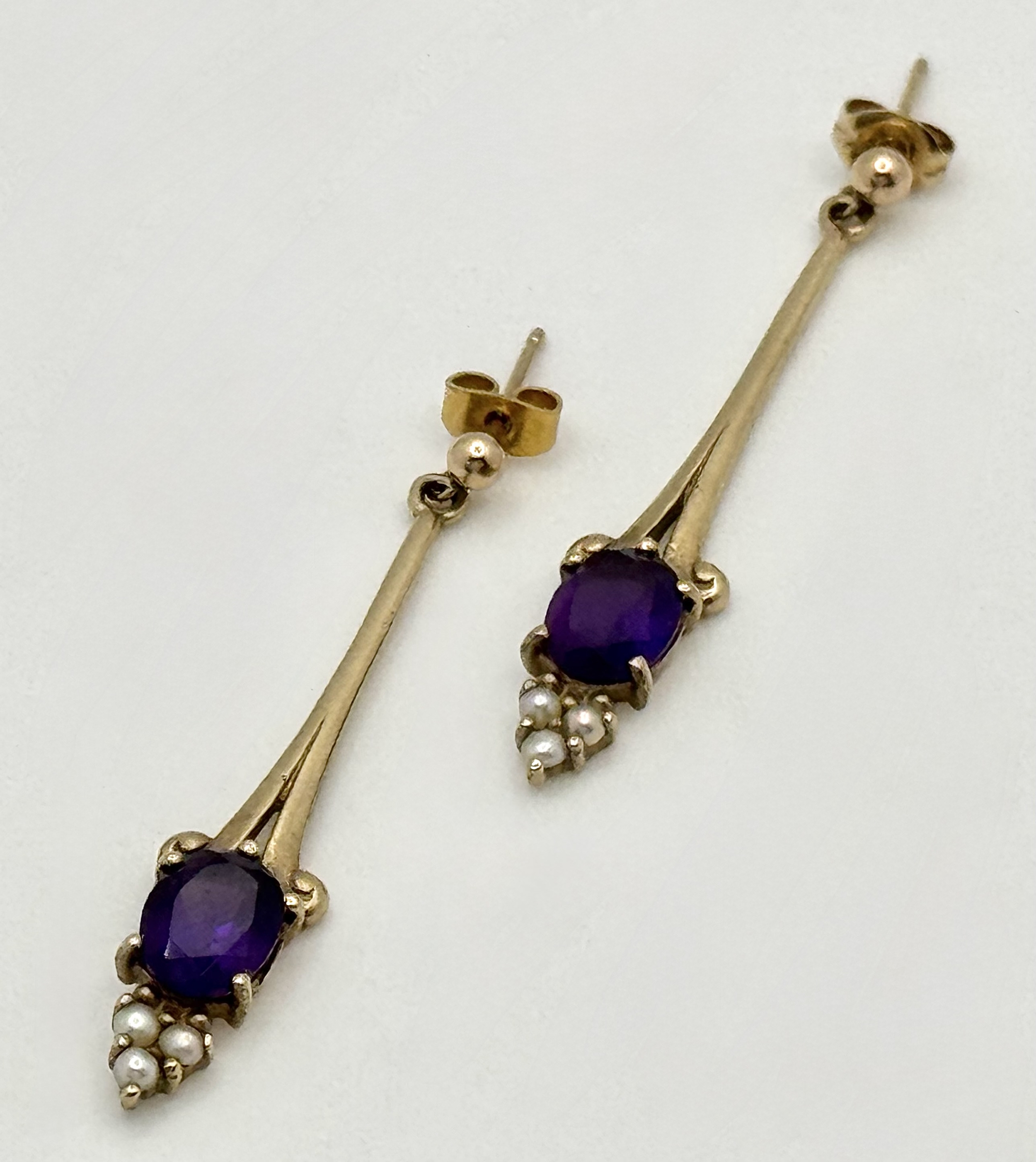 A Pair of 9K Yellow Gold Amethyst and Pearl Drop Earrings