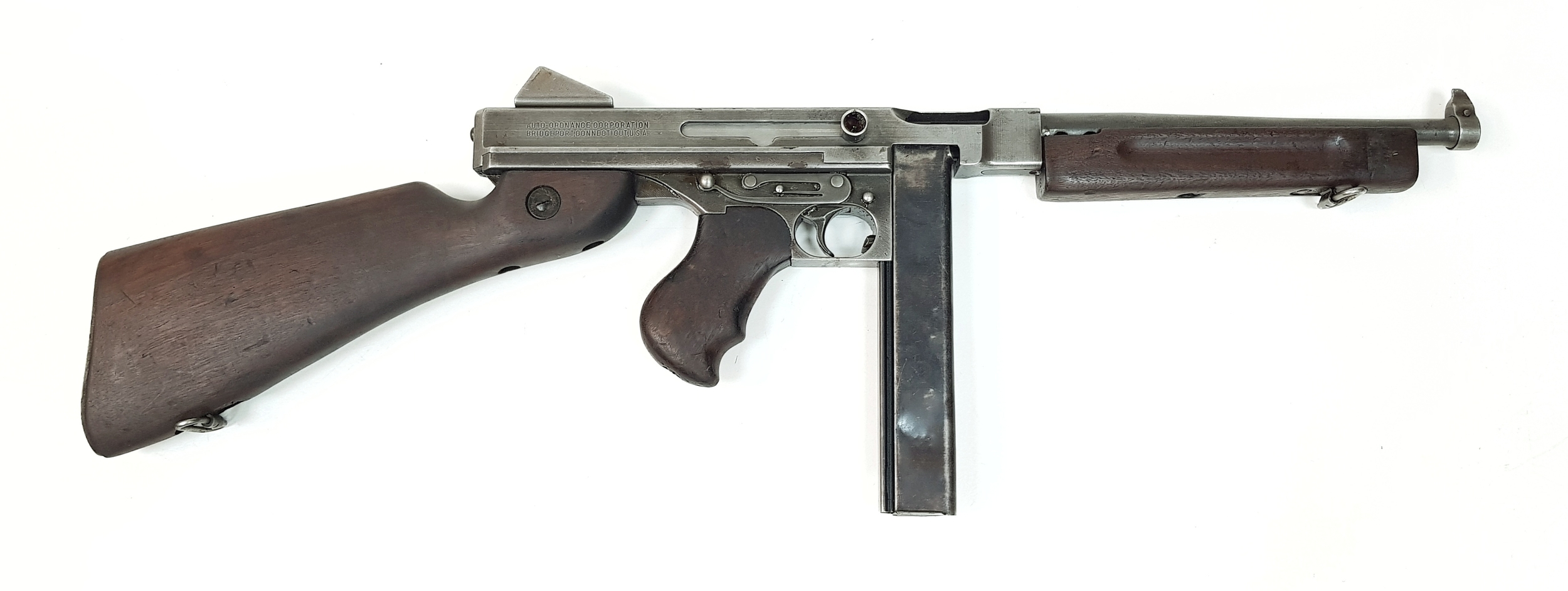 Lot 834
