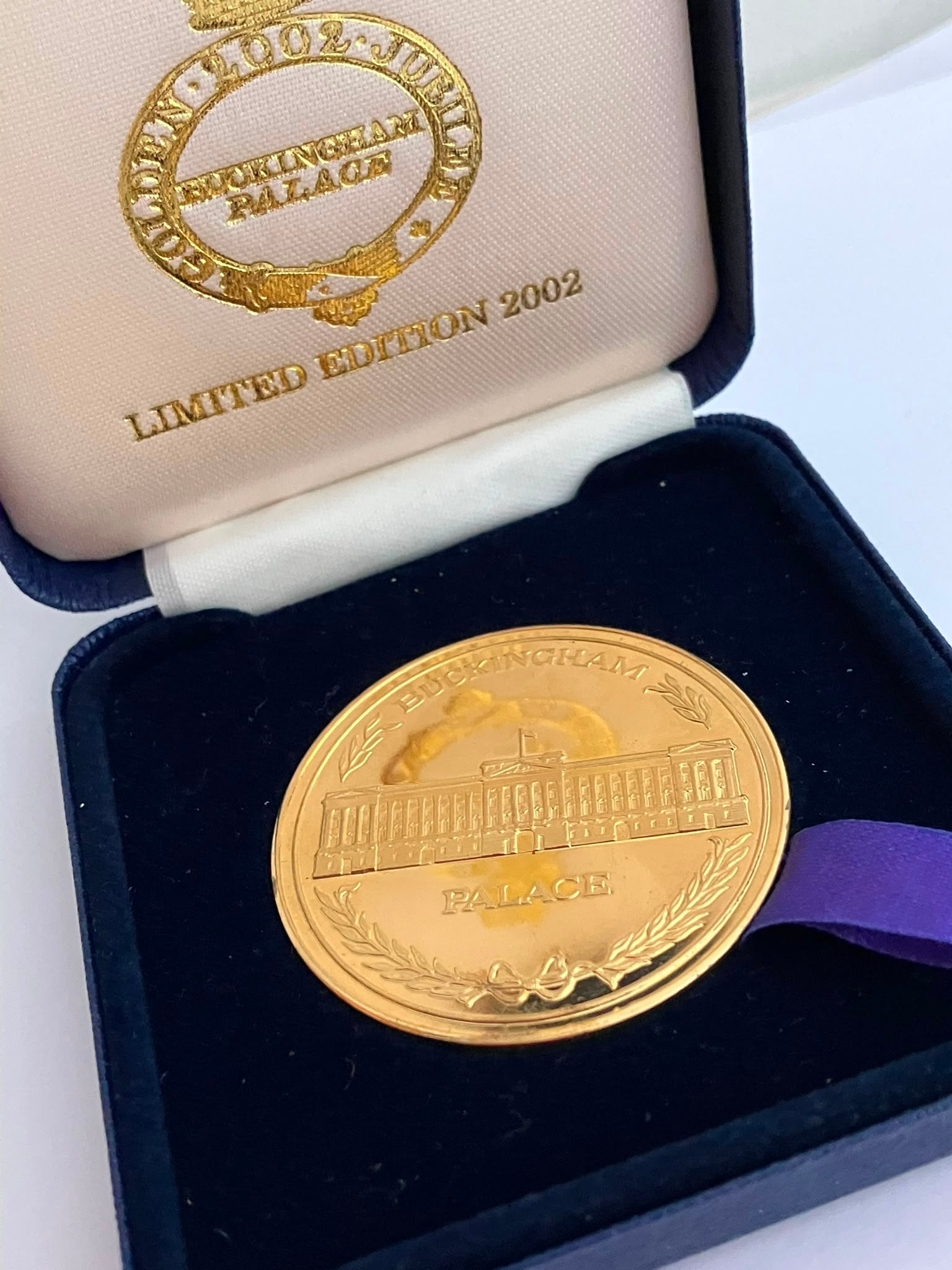 2002 Limited Edition Gold Plated ‘Buckingham Palace’ GOLDEN JUBILEE COIN