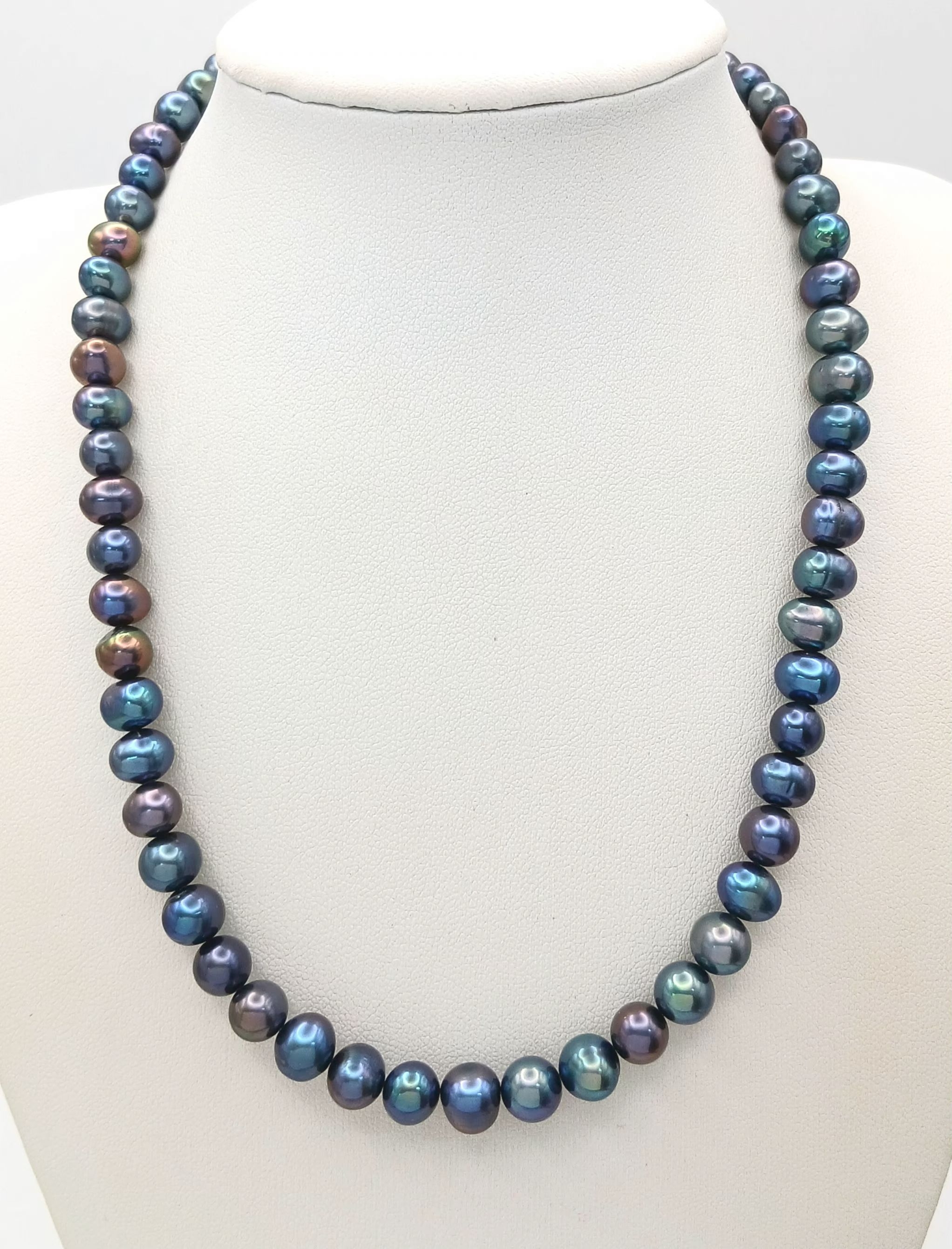 An elegant single strand large metallic colour Freshwater Pearl Necklace