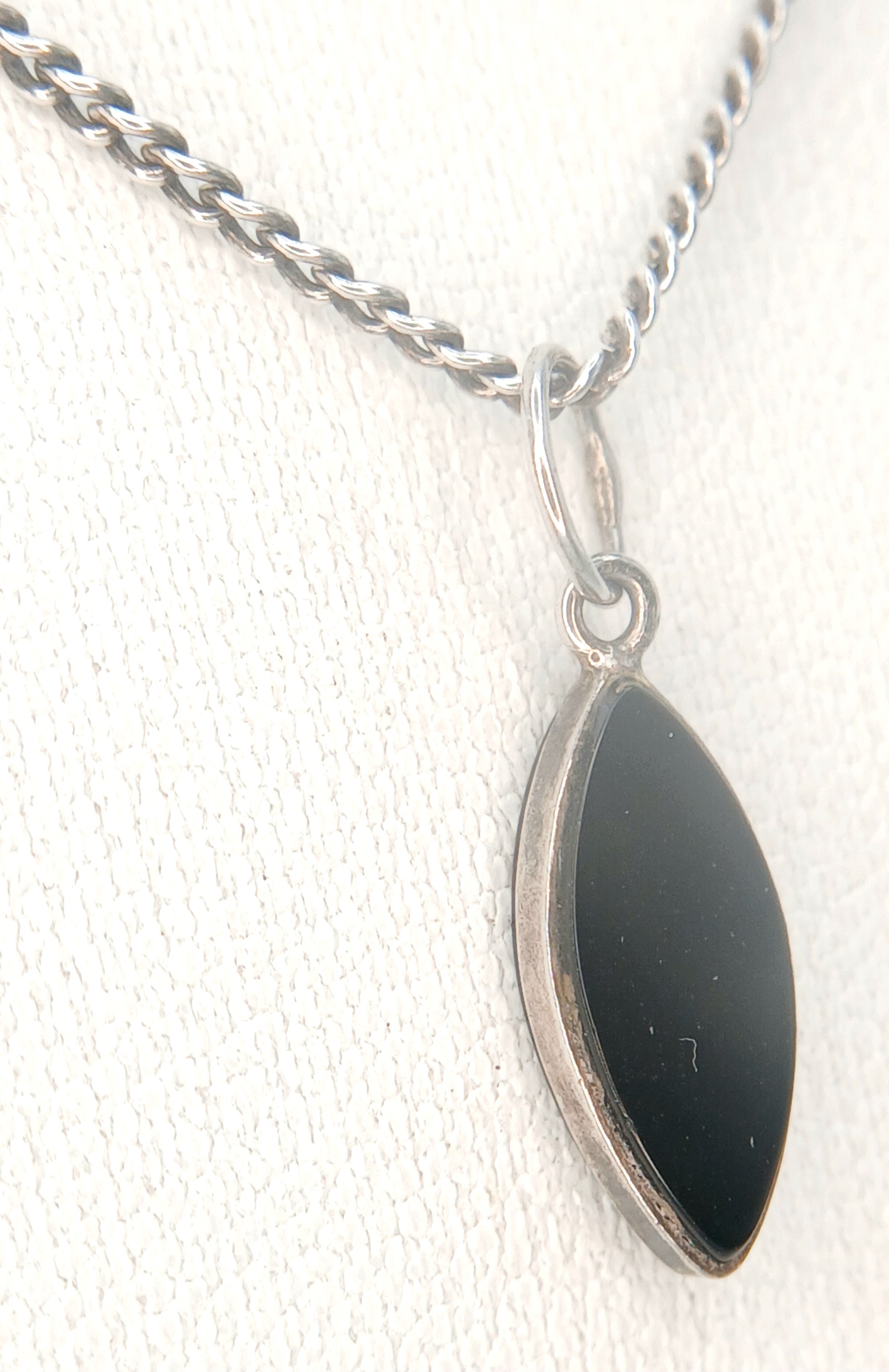 Lot 285