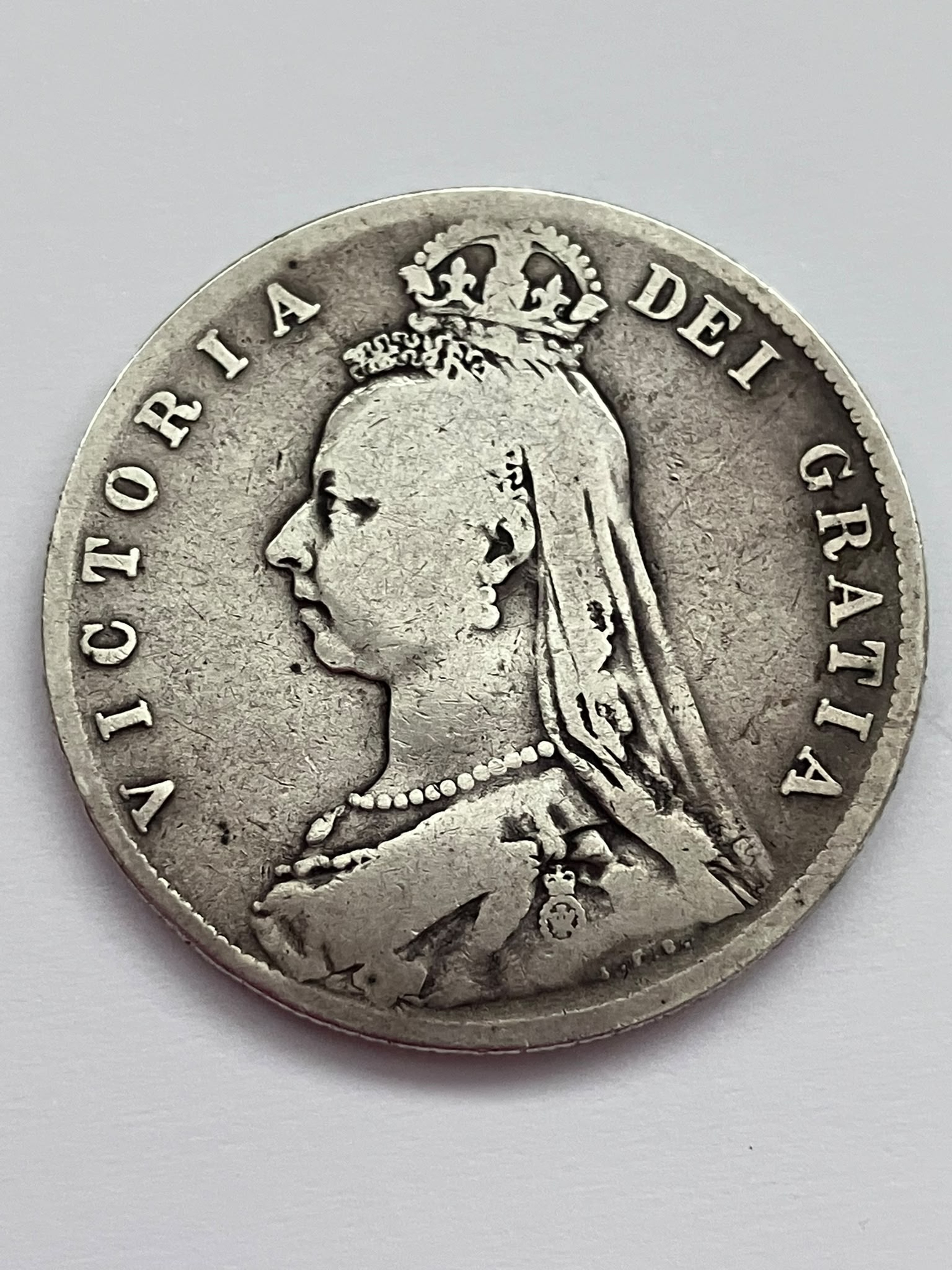 Lot 560