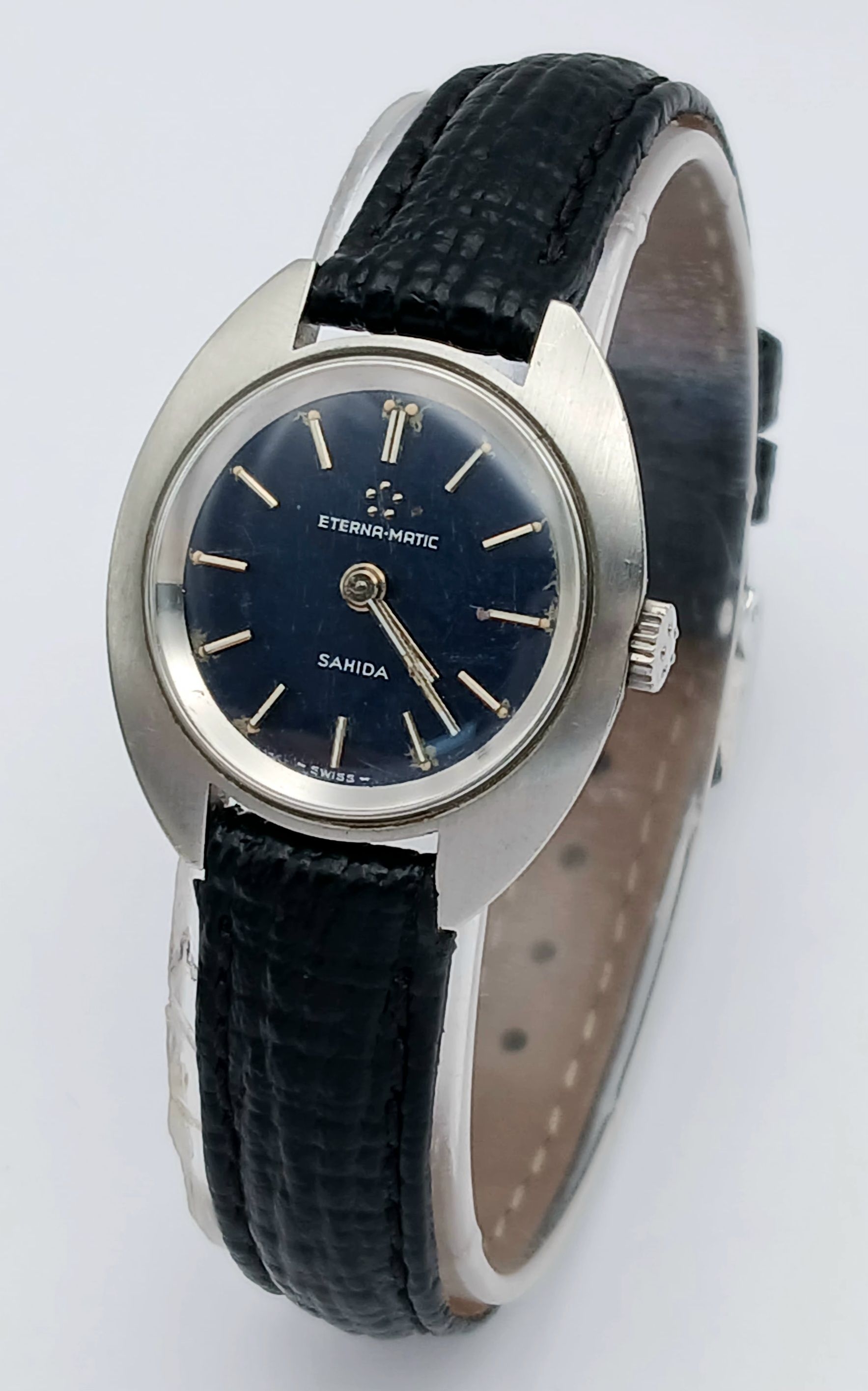 Lot 879