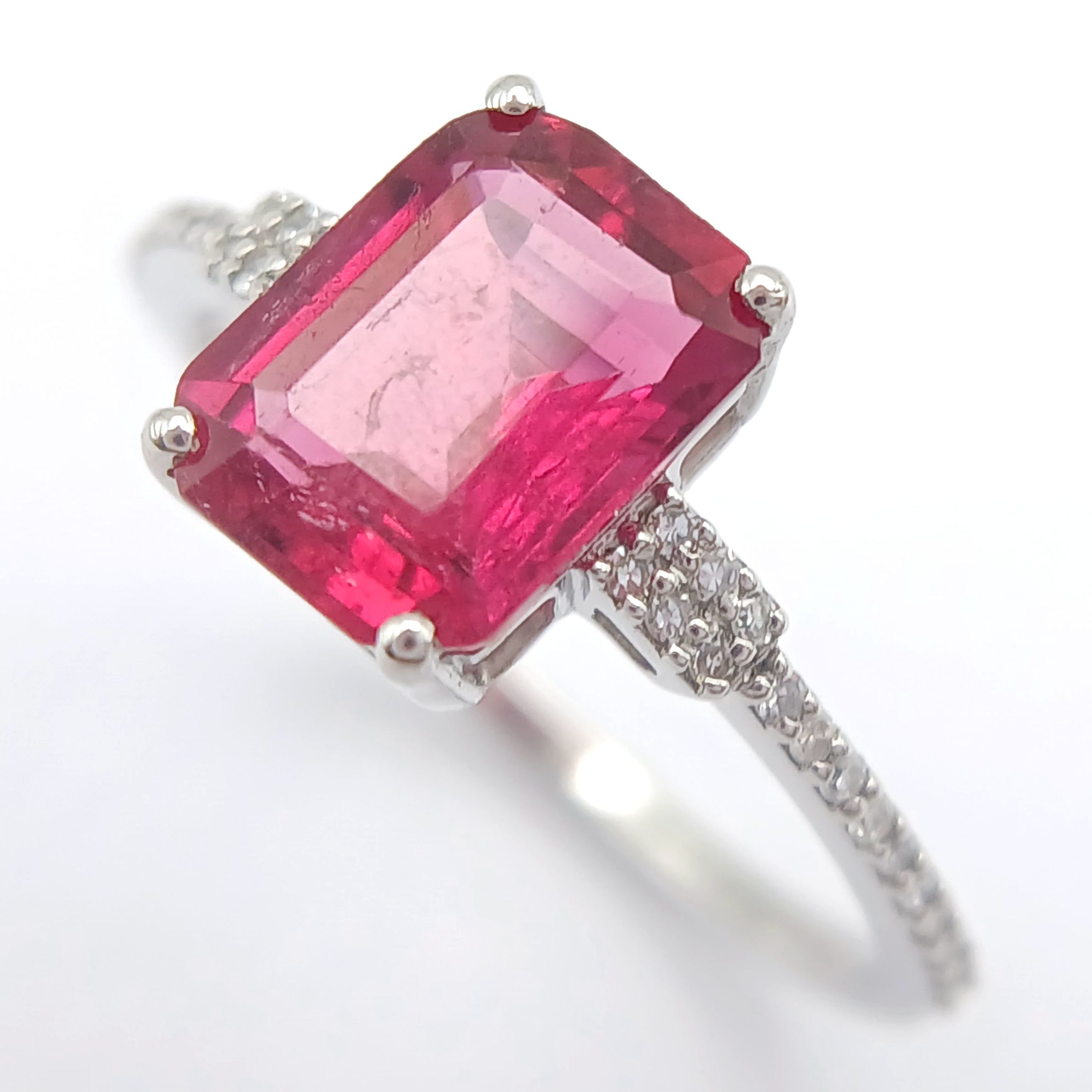 Lot 1037