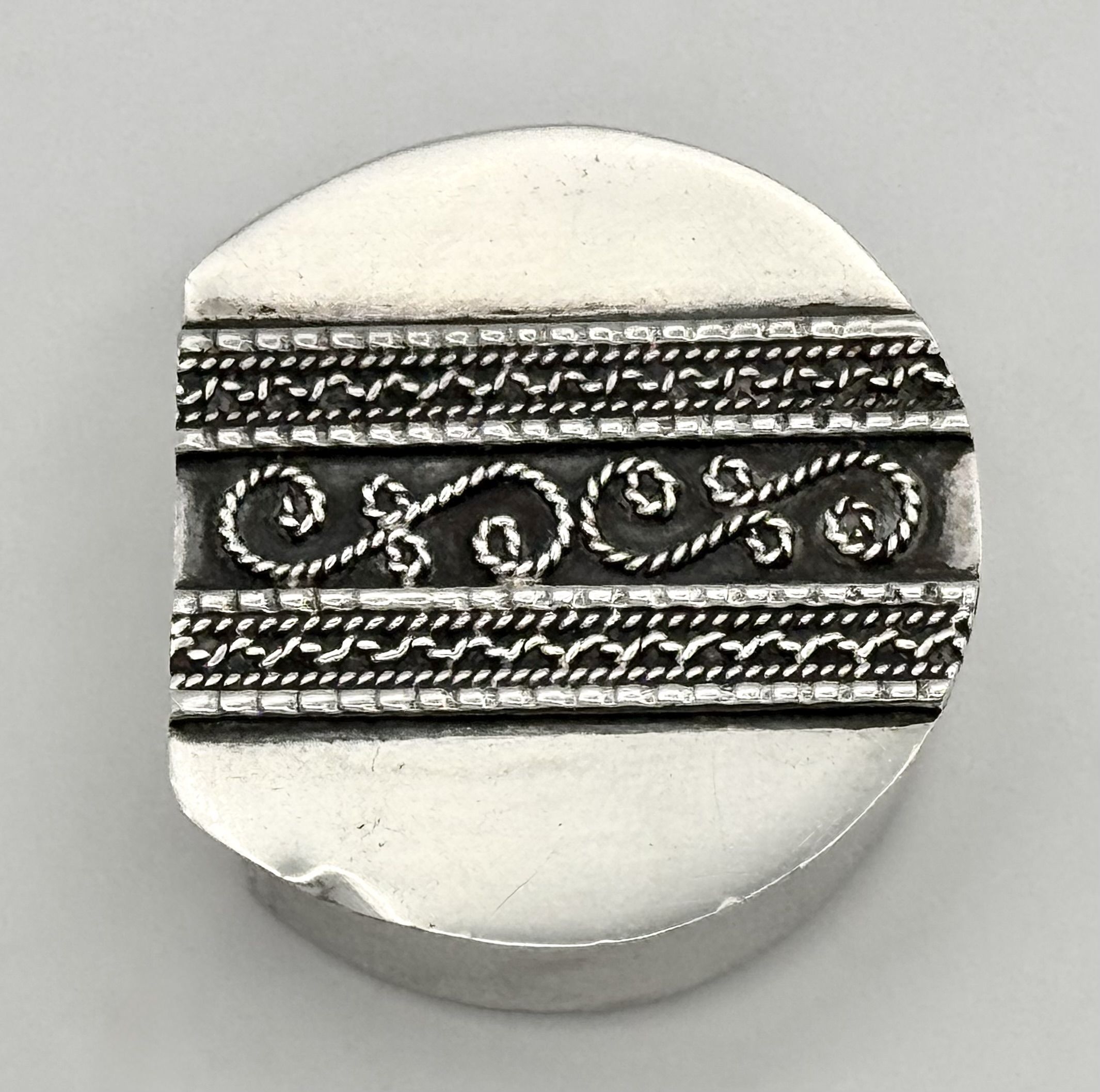 Lot 873