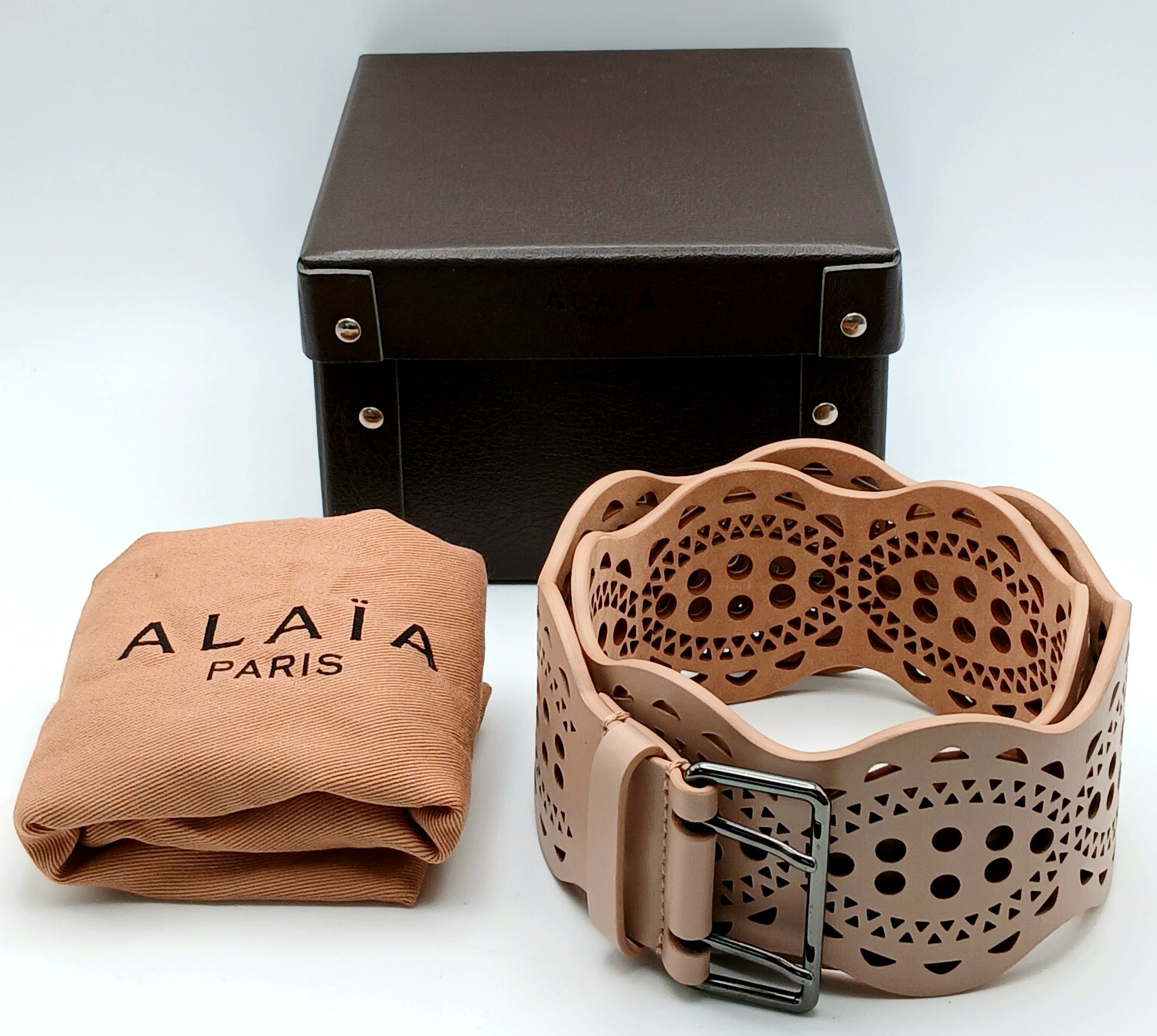An Alaïa Laser Cut Wide Leather Waist Belt