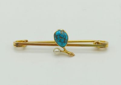 9k yellow gold bar broch with turquoise and pearl decal. 45mm length, weighs 2.8 grams
