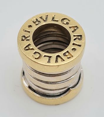 An 18 K white and yellow gold Bvlgari style pendant, Weight: 7.3 g.