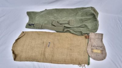 Three Vintage Ex Royal Signals Military Carry Bags comprising I x Large Shoulder Carry Canvas 