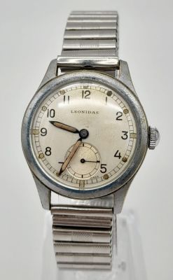 A Very Good Condition WW2 Period Leonidas (Pre Heuer) Stainless Steel Mechanical Wind Watch 