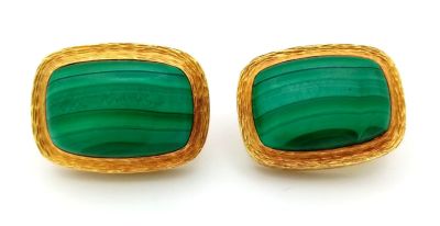 A Pair of Pablo 18K Yellow Gold Russian Malachite Statement Cufflinks. Optimum banded 