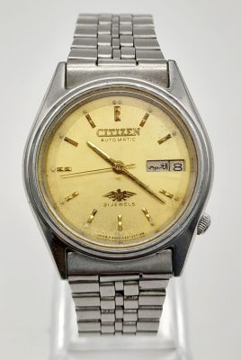A Vintage Citizen Automatic 21 Jewel Gents Watch. Stainless steel strap and case - 33mm. Gold 