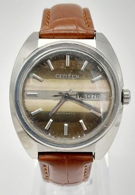 A Vintage Citizen Automatic Gents Watch. Brown leather strap. Stainless steel case - 37mm. 