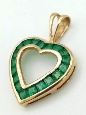 9K YELLOW GOLD EMERALD SET HEART PENDANT/CHARM 0.9G