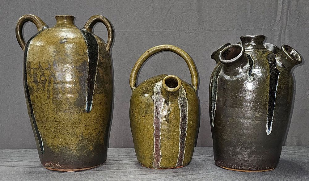 Lot 230: Fine Wayne Hewell Southern Folk Pottery Lot