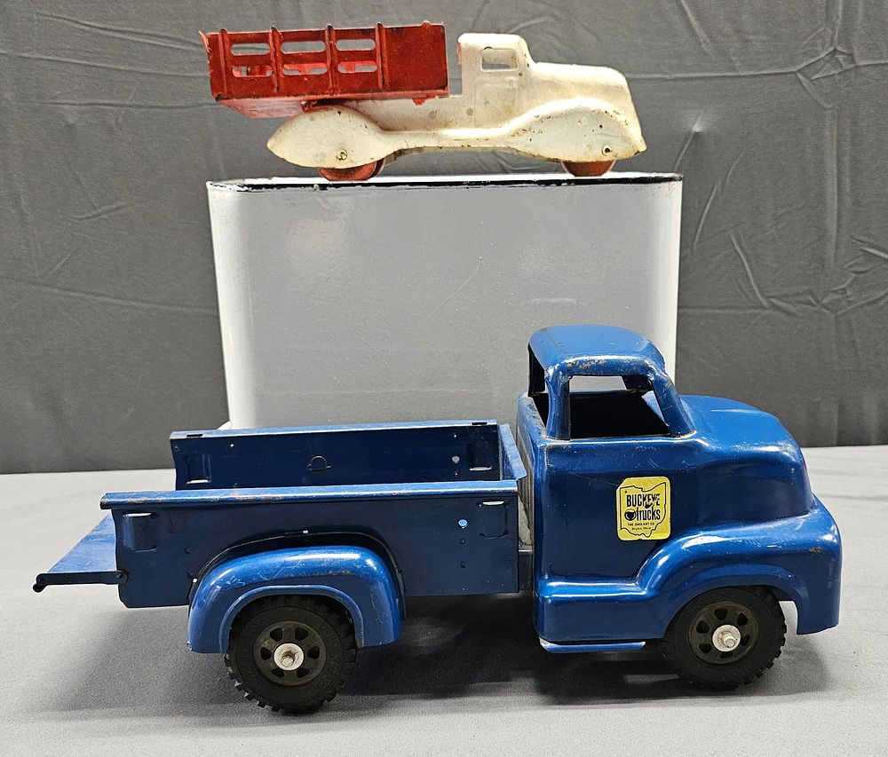 Lot 78: Metal Craft & Wyandotte Pressed Steel Toy Trucks