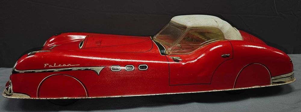 Lot 176: 1950s Marx Friction Toy "Falcon" Car