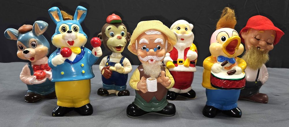 Lot 182: Vintage Alps Toy Co. Wind Up Toy Lot