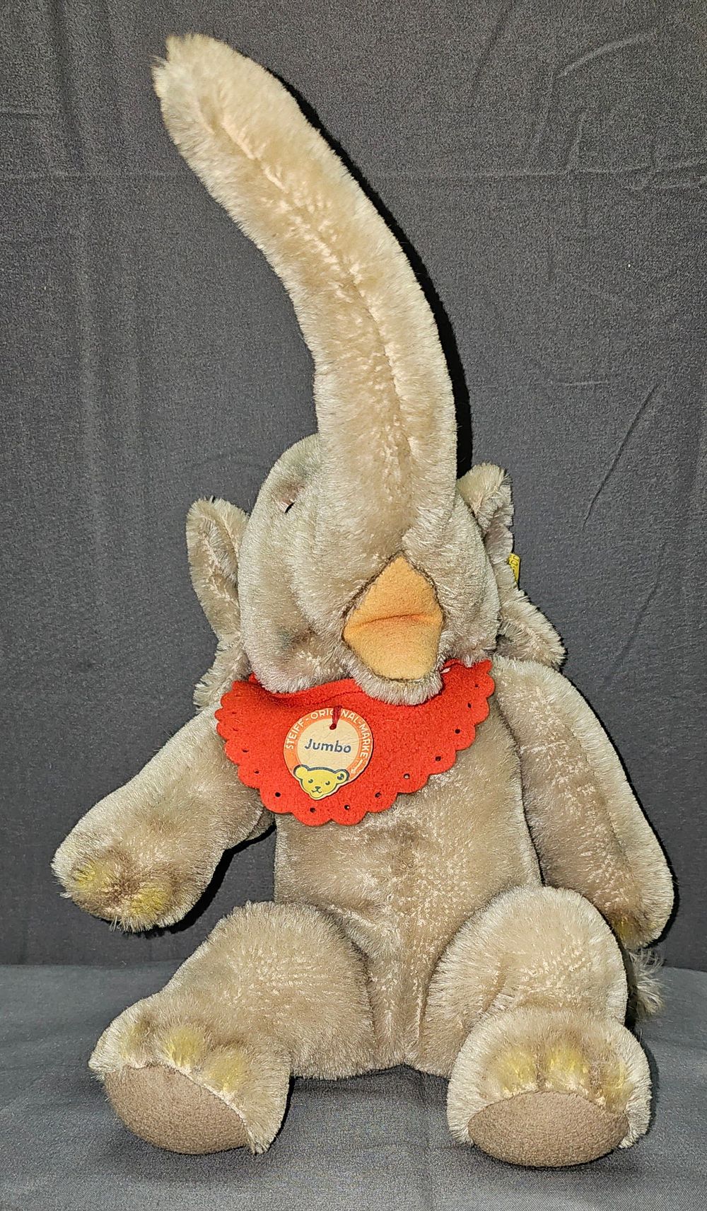 Lot 185: Vintage Steif "Jumbo" Elephant