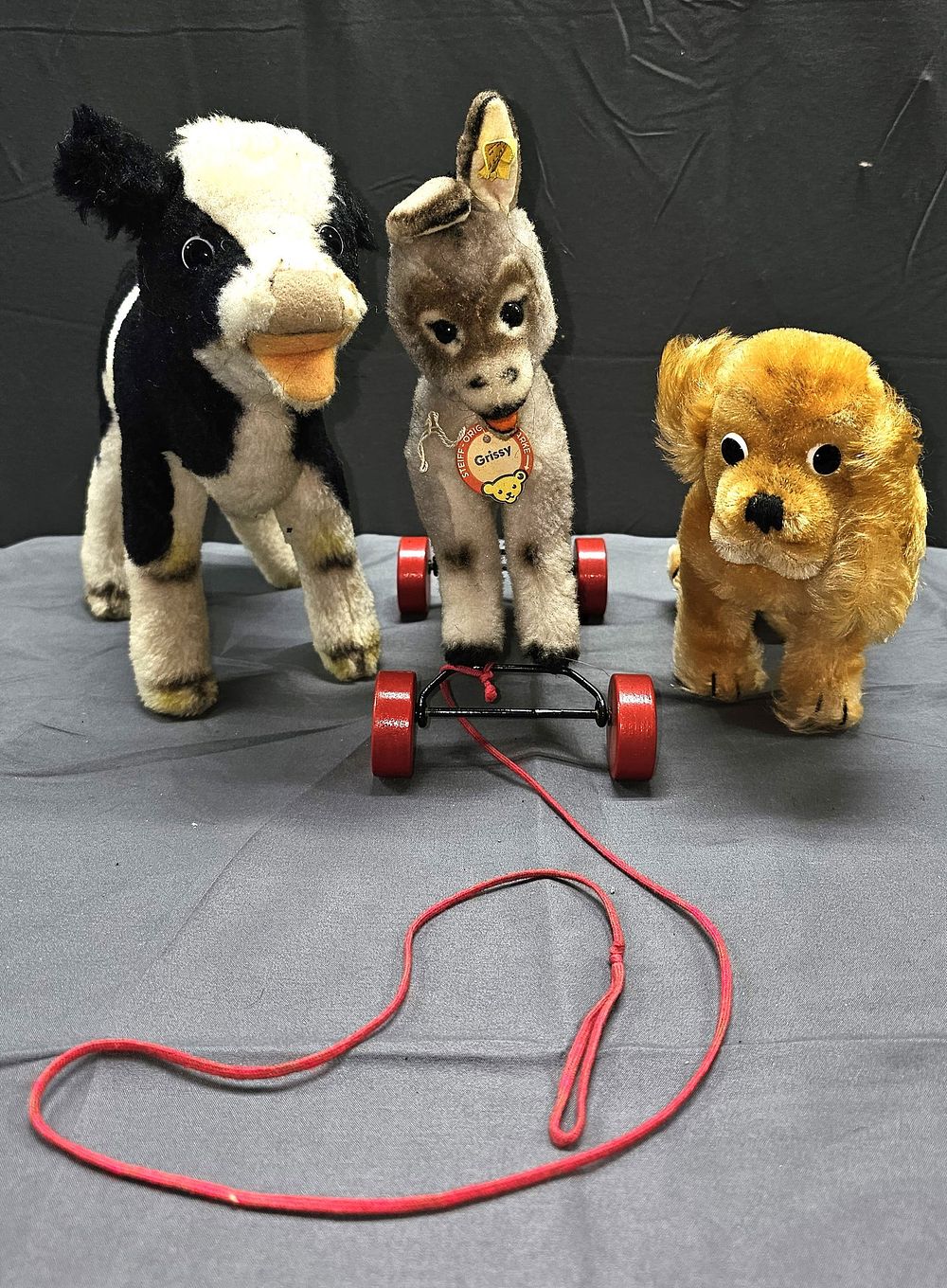Lot 186: Vintage Steif Toy Lot