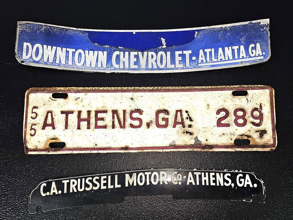 Lot 210: Vintage Georgia Tag Topper Lot