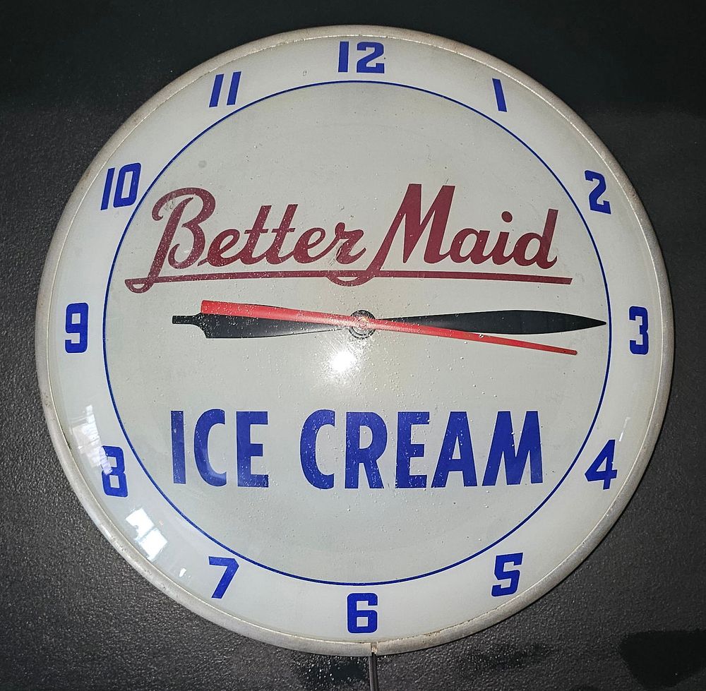 Lot 234A: Better Maid Ice Cream Double Bubble Light Up Clock