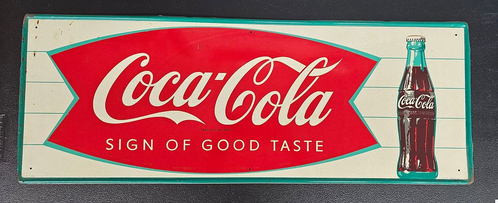 Lot 241: Coca Cola Fish Tail Sign
