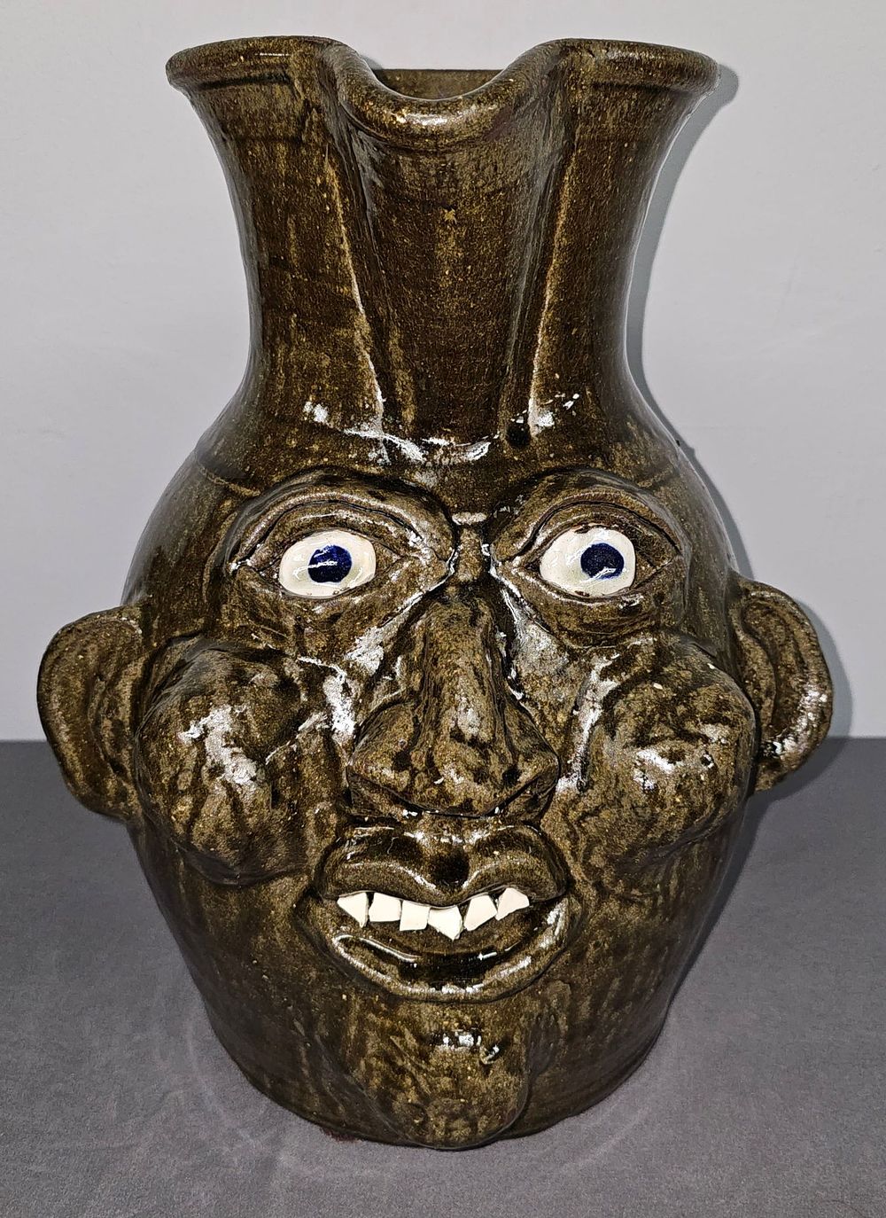 Lot 206: 2002 Harold & Grace Nell Hewell 5gal Face Pitcher