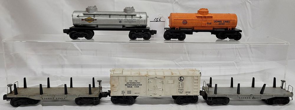 Lot 156: Lionel Post War Train Car Lot