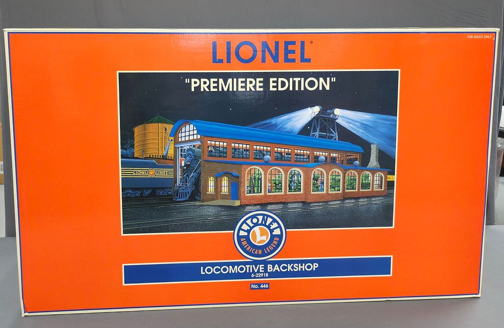 Lot 228: Lionel Locomotive Back Shop (NIB) Modern Era, Lionel 6-22918, Locomotive Back Shop (New In Box) C-9+