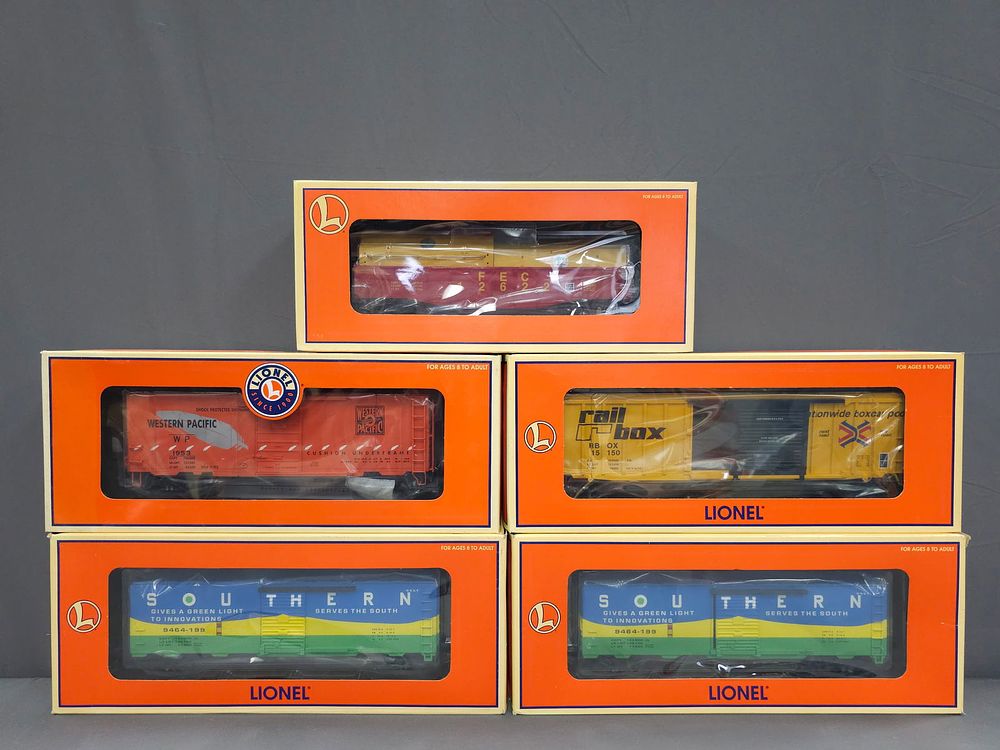 Lot 234: Lionel Rolling Stock Car Lot of 5 Cars (NIB) Modern Era, O Gauge, Lionel Rolling Stock Car Lot of 5